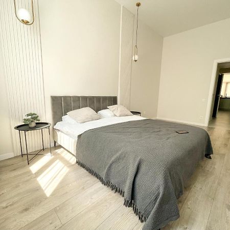 Апартаменти На Менцинського 6 Lviv Exterior foto