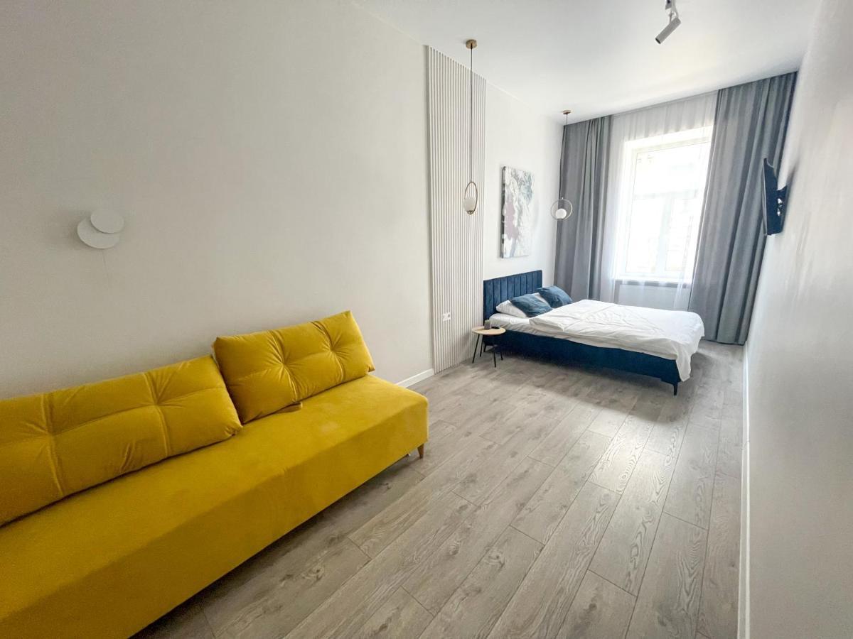 Апартаменти На Менцинського 6 Lviv Exterior foto